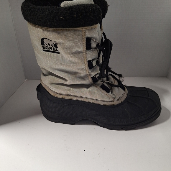 Sorel Black and Gray Winter Boots - Picture 5 of 9